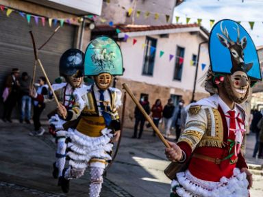 Desfile de Cigarrones. Domingo de Correidoiro. Verin (Ourense) © Carlos Montero