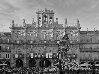 Plaza Mayor en Semana Santa de Salamanca © Fernando Pena. Junta de Semana Santa de Salamanca